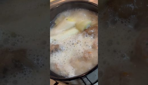 #手作り #鶏鍋 #鶏もも #鶏つくね #白菜 #ネギ #美味しい #締めは 次の日 #らーめん🍜 これ#美味しすぎ