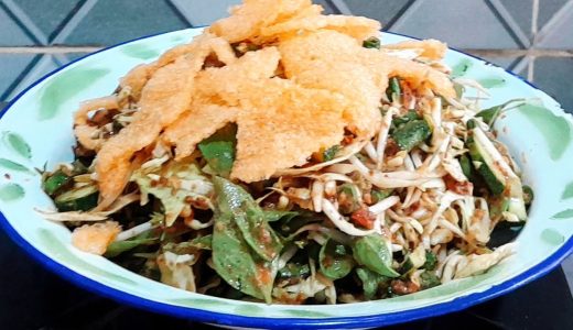 BIKIN KAREDOK SAYUR MENTAH ALA RUMAHAN PEDAS MANIS ASEM SEGER BANGET