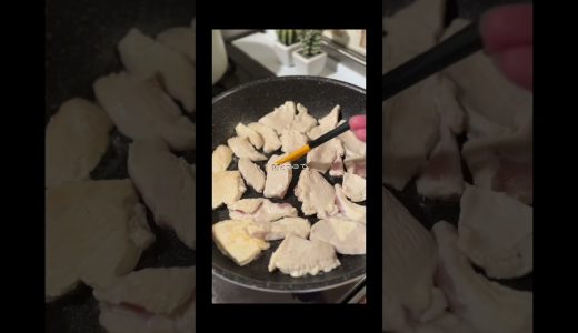 蒸して焼くだけ 鶏むねじゃがバター